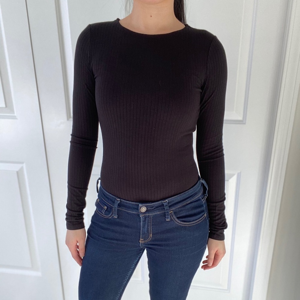 TIMELESS - Black Round Neck Ribbed Classic Basic Bodysuit - Picture 2 of 8